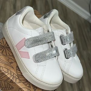 Veja Sneakers VGUC